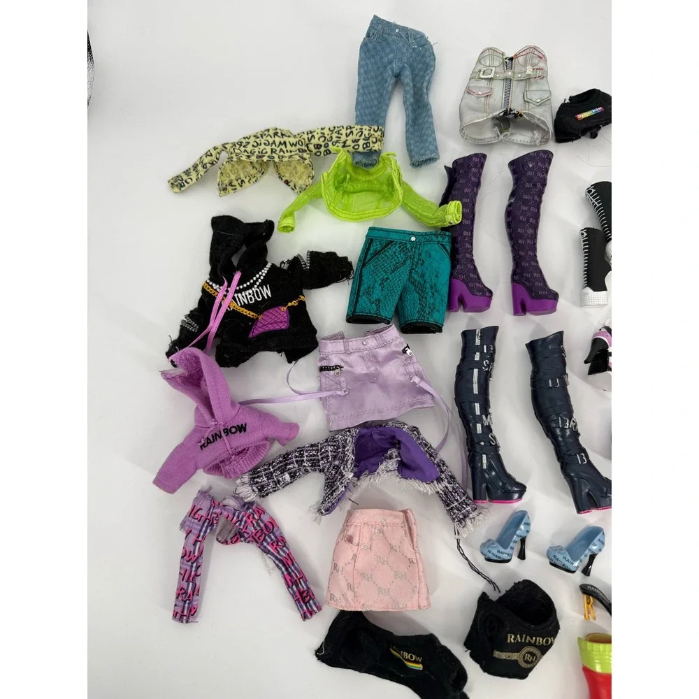 MGA Rainbow High Doll Lot of 4 with Large Clothing Shoes Accessories Collection